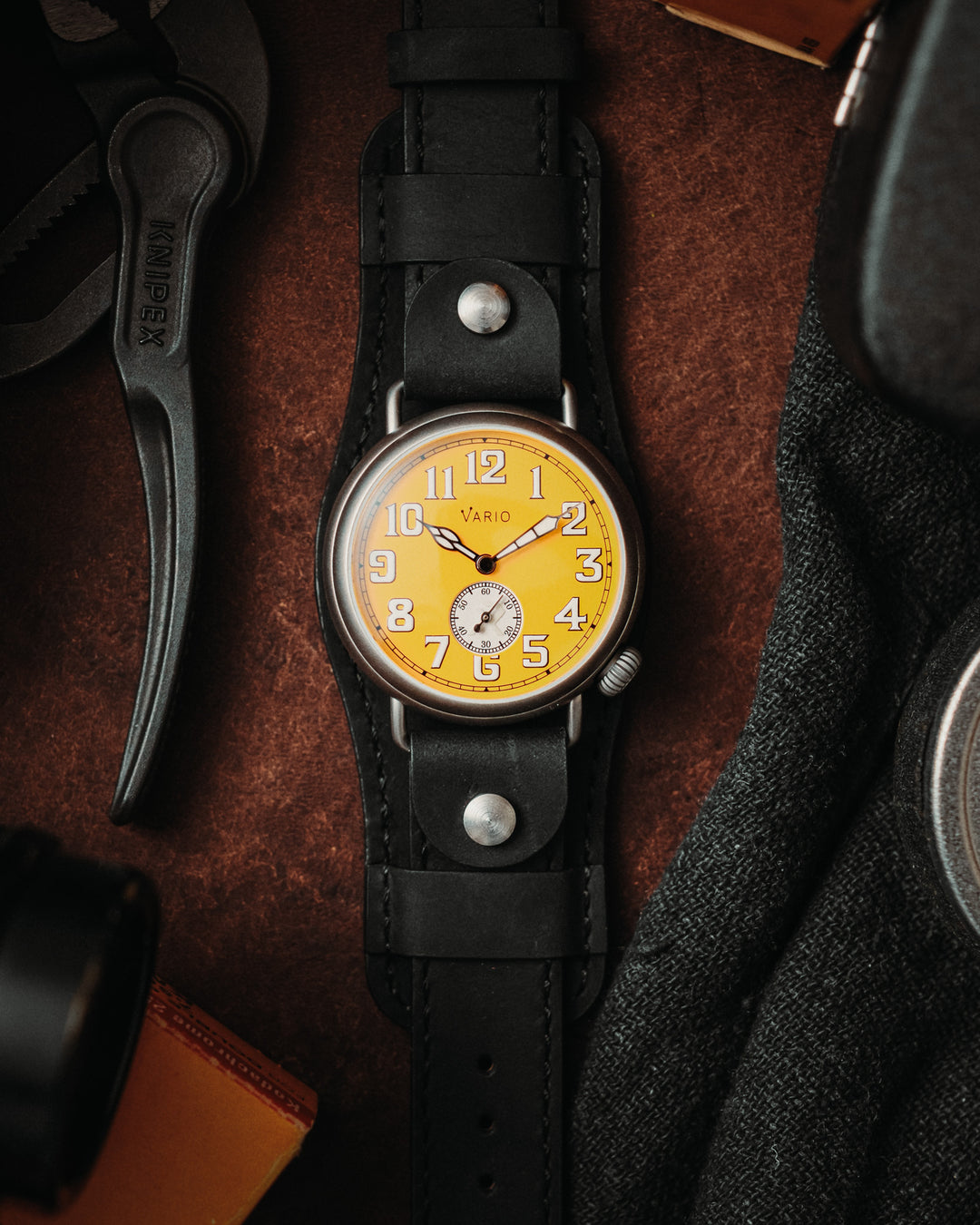 VARIO x RZE UltraHex™ Titanium Trench Medallion Yellow Watch