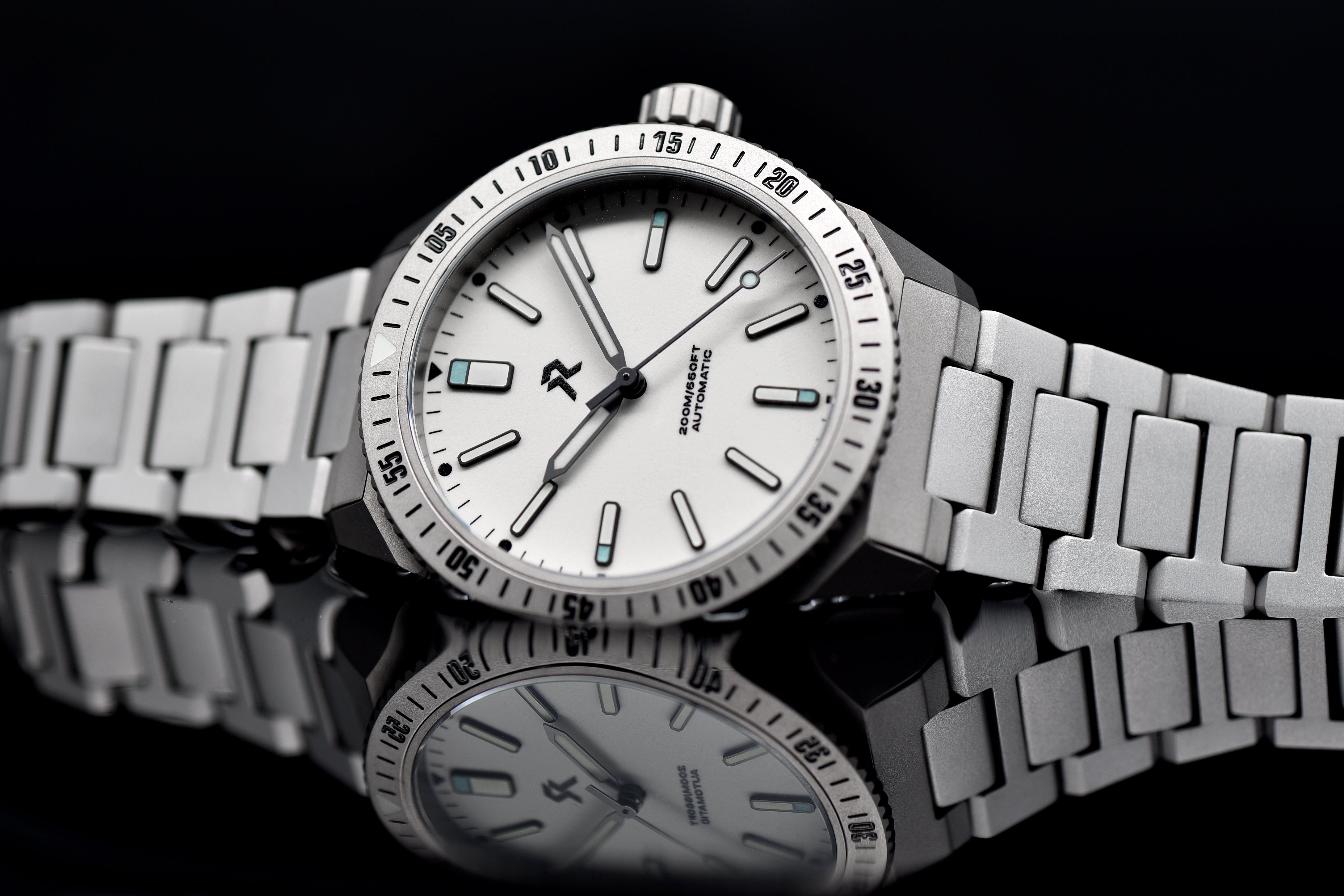 RZE Watches makes a splash with new Endeavour Collection - Ultra-Hardy Titanium Dive Watch
