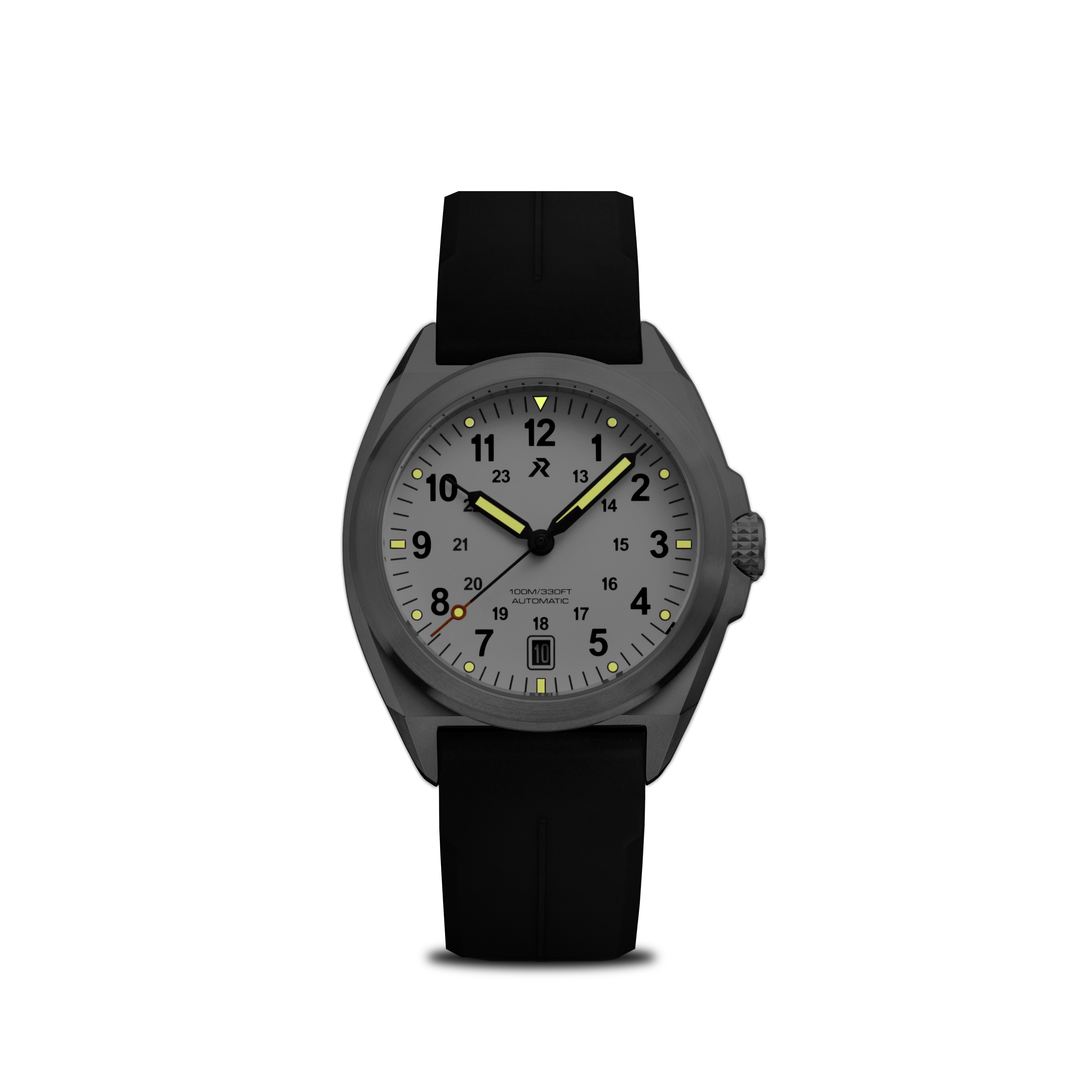 VALOUR 38 - Whistler White