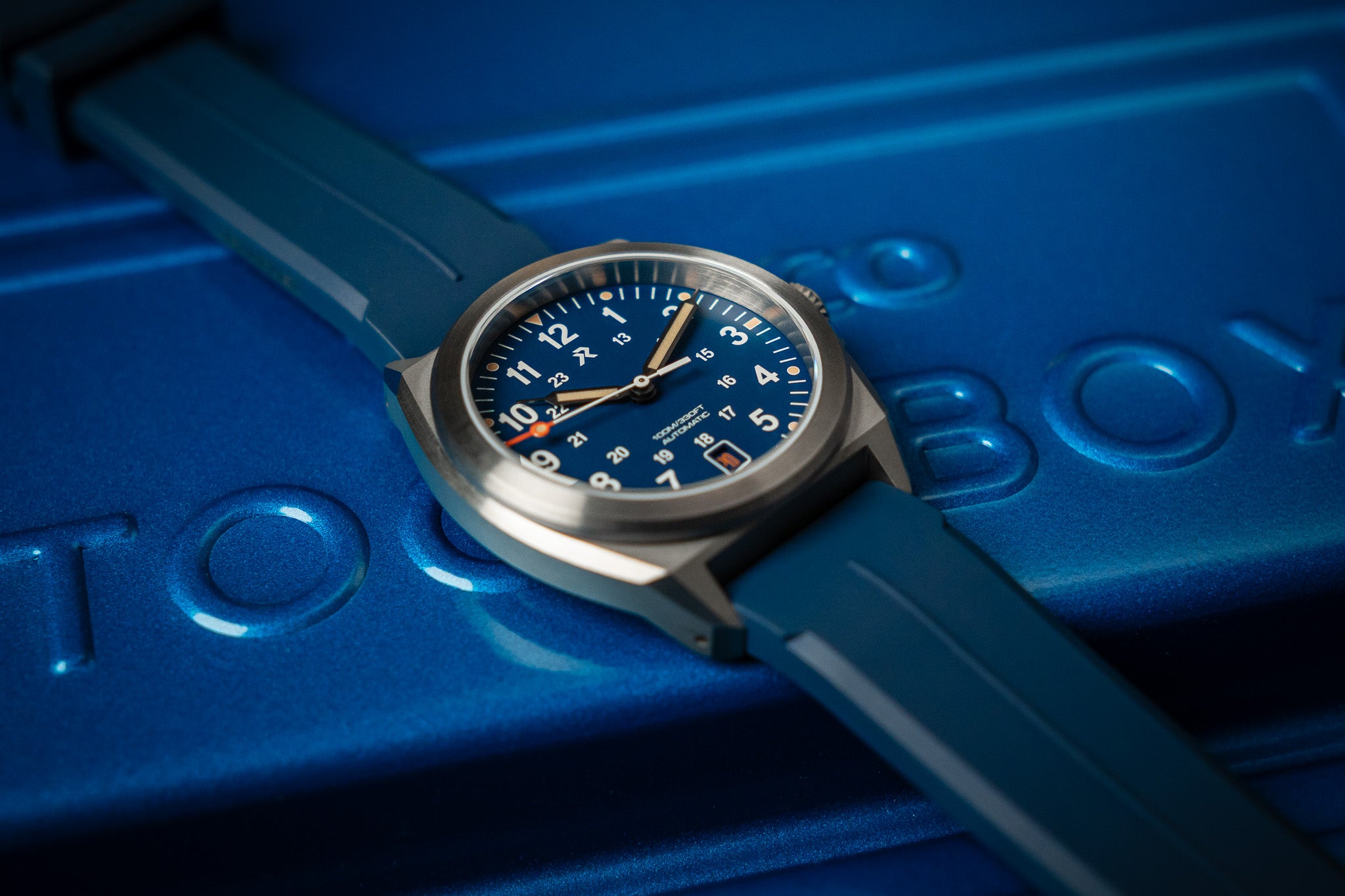 REI　ブルークレール　ミスティックウッド VALOUR 38 - Vervain Blue – RZE Watches