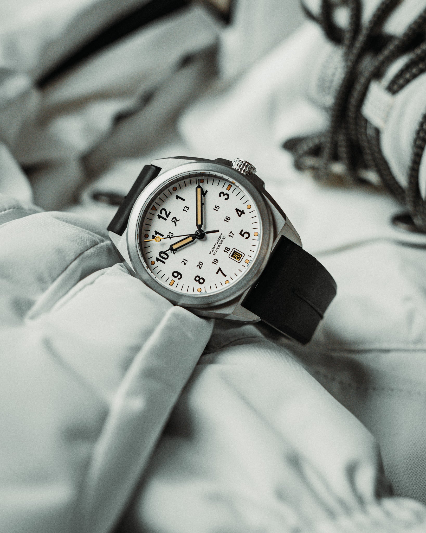 VALOUR 38 - Whistler White – RZE Watches