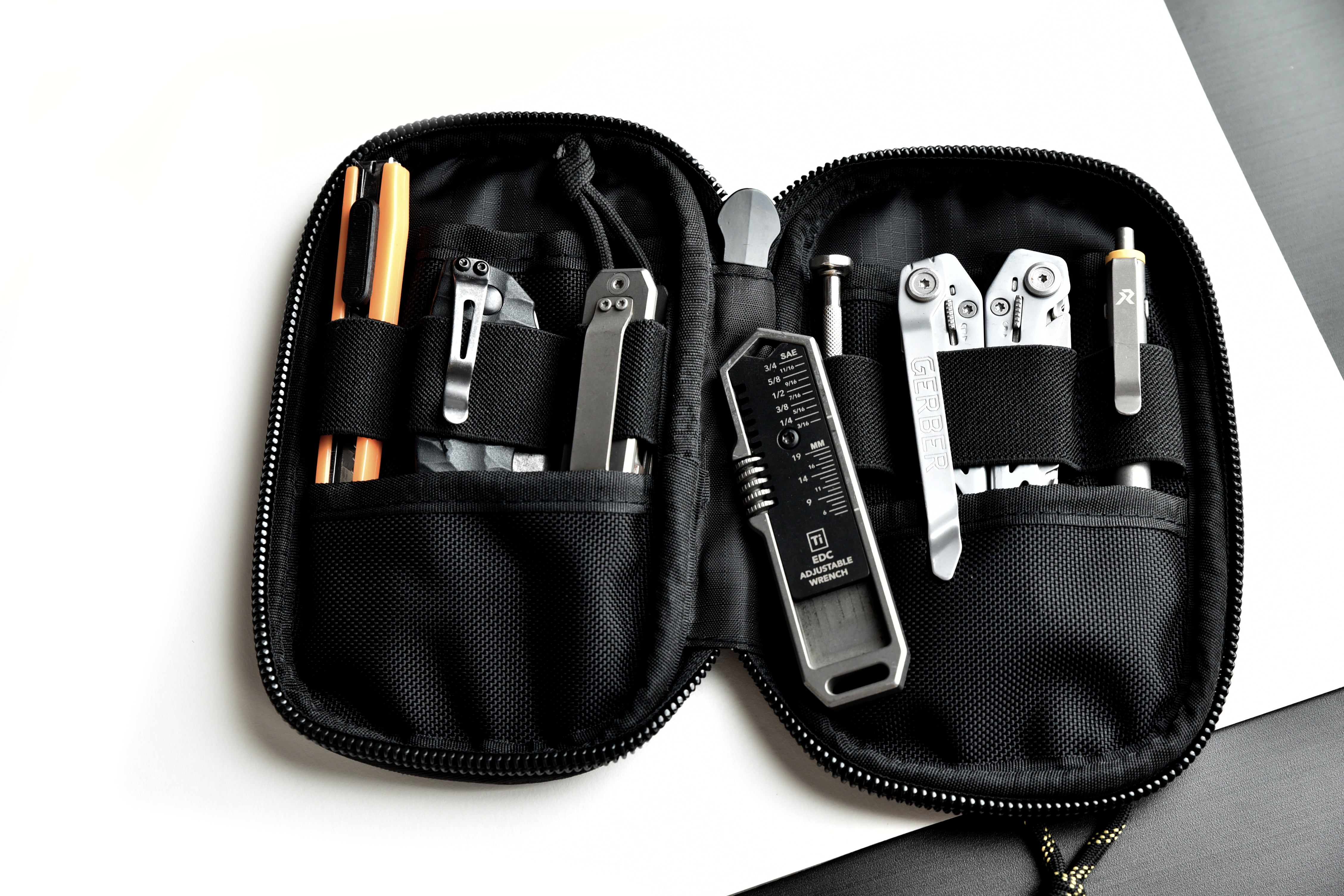 Blackcomb Pouch 2.0 – RZE Watches