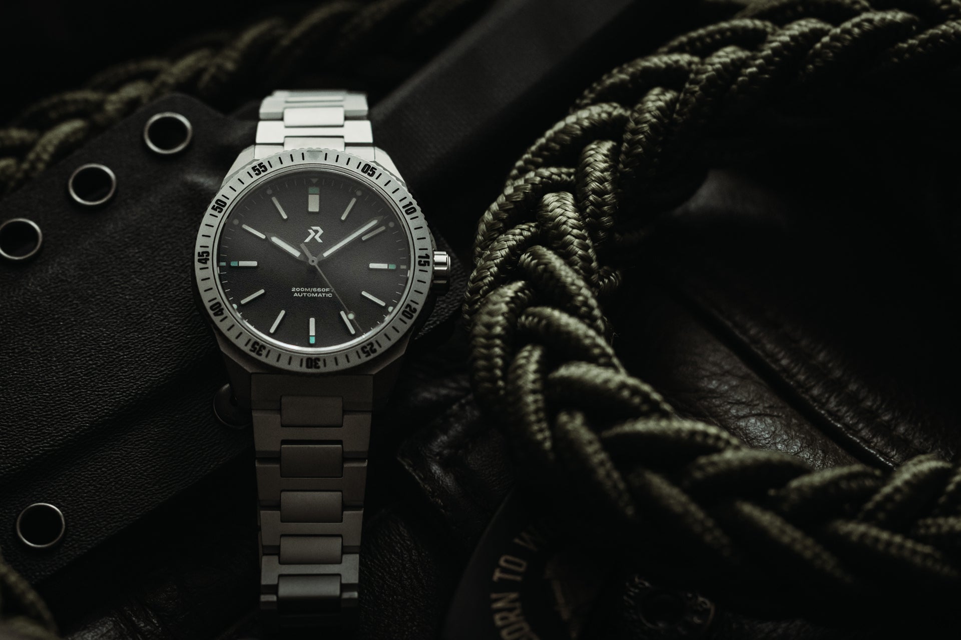 ENDEAVOUR - Frigate Grey – RZE Watches