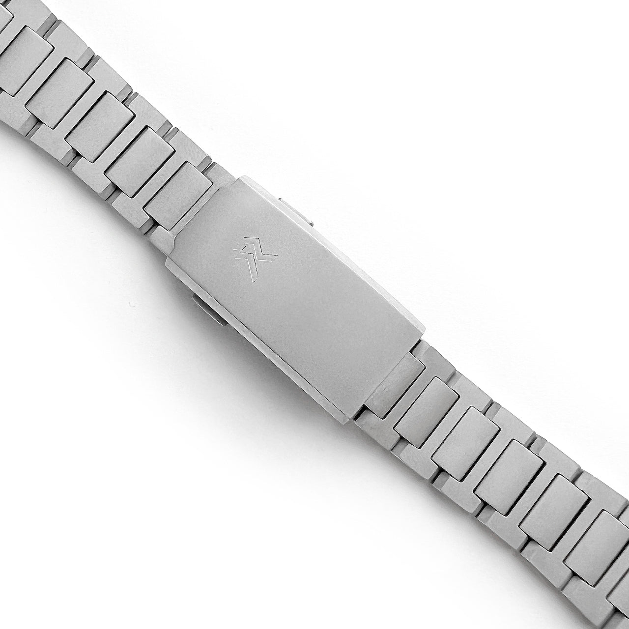RZE UltraHex™ Titanium Bracelet – RZE Watches