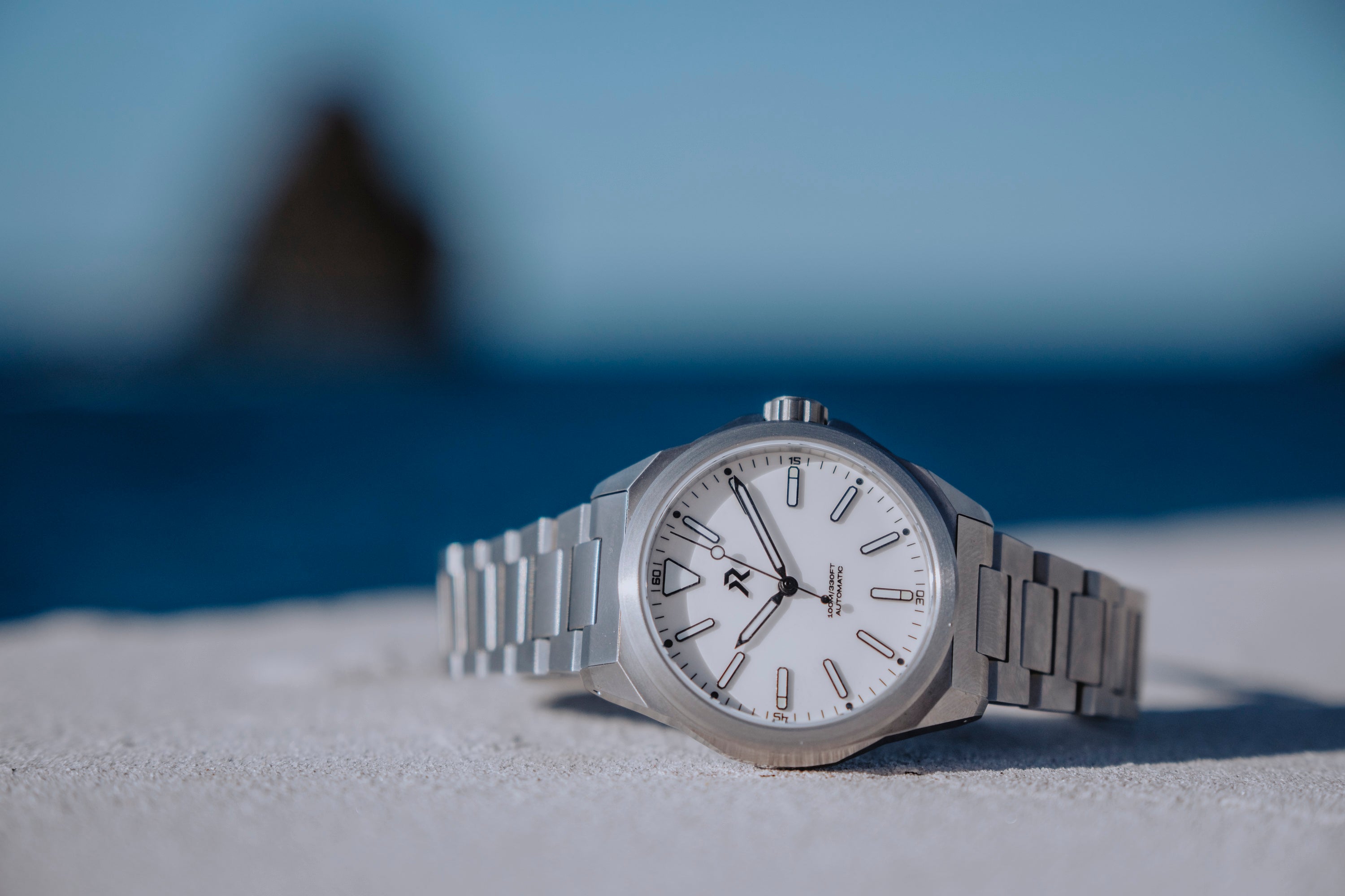 RESOLUTE - White Enamel – RZE Watches