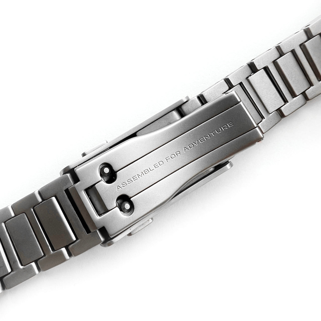 9 Latest Designs of Titanium Bracelets for Men